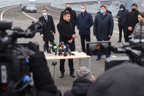 Vladimir Zelensky opened a new beam bridge