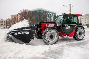 Уборка снега