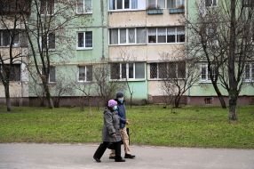 Passers-by on the street in Kiev
