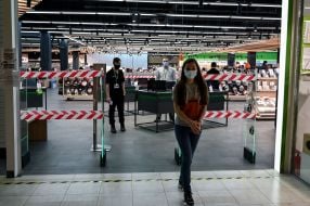 Enclosing tape at the entrance to one of the supermarkets of equipment in Kiev