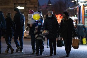 Passers-by on the street in Kiev
