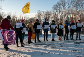 Студенческий пикет против произвола сотрудников частной охранной фирмы