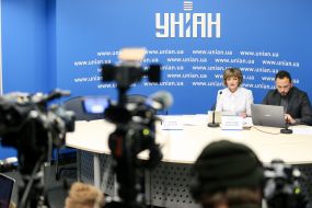 Oleksandr Dubinskyy, Tetyana Kostina