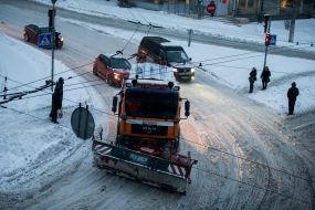 Snow removal equipment