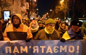 March in memory of the heroes of the Heavenly Hundred