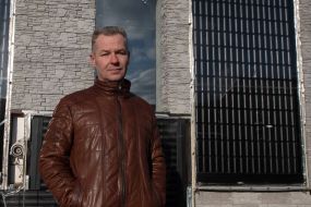 Oleg Pavlovsky near his house