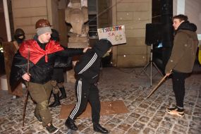 Театралізована акція «Полум'я Гідності»