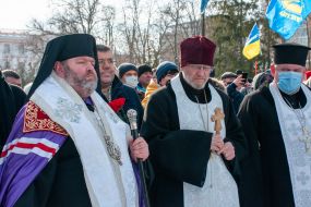 Bishop Mitrofan and Viktor Marynchak