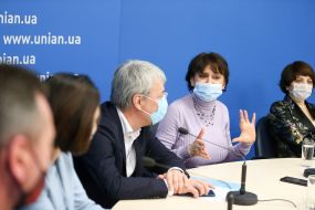 Александр Ткаченко, Оксана Забужко и Вера Агеева