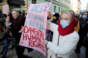 Марш феминисток во Львове