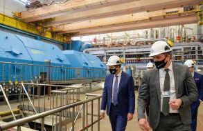 Дмитрий Разумков на территории Хмельницкой АЭС