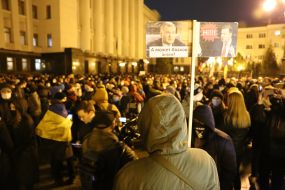 Action in support of Sergei Sternenko