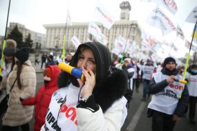 Picket representatives of private individuals