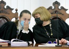 Tetyana Tyutyun, Olena Pavlenko