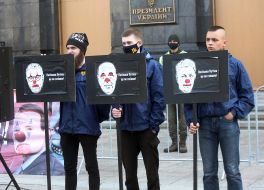 Акция "Пятая колонна - это не шутки"
