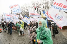 Rally of investors of Arcade Bank