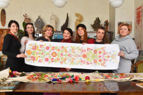 Зоя Ружин и запорожские мастерицы