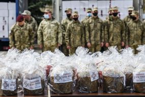 Consecration of Easter cakes for the military