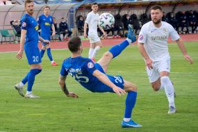 Игровой момент матча