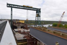 Construction of bridge crossings in Zaporozhye