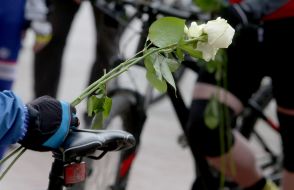 An impromptu monument to the dead cyclists was erected under the Kyiv City Council
