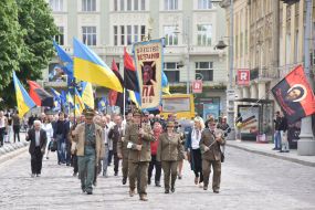 Solemn procession on the occasion of the Feast of Heroes