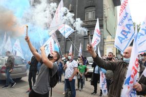 Mega-meeting of investors of the ex-bank "Arcade" in Kyiv