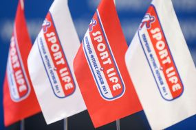 Флажок с логотипом группы компаний Sport Life