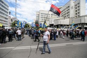 Protest against the sale of land near the Constitutional Court building