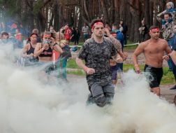 Забег с препятствиями "Гонка нации"