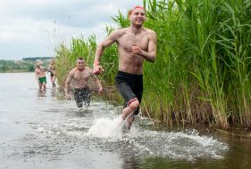Забег с препятствиями "Гонка нации"