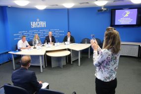 Valentyn Melnyk, Victoria Solominchuk, Oleksandr Yatsun, Serhiy Kubansky