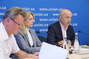 Valentyn Melnyk, Victoria Solominchuk, Oleksandr Yatsun