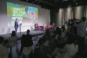 Svetlana Trifonova, Valeriy Sushkevych