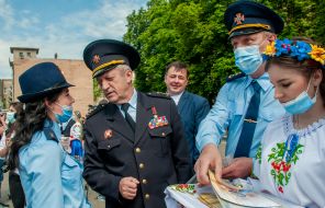 Александр Волобуев