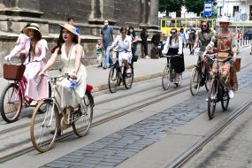 Retro bicycle promenade "Batyry on rovers" in Lviv