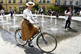 Retro bicycle promenade "Batyry on rovers" in Lviv