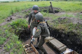 Військовослужбовці