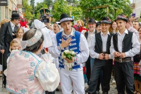 Participants in the reproduction of ancient wedding traditions "Wedding in Uzhgorod"