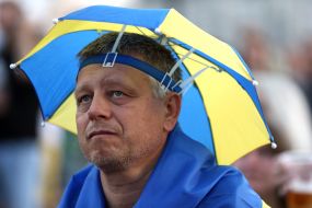 Fans in the fan zone in Kyiv