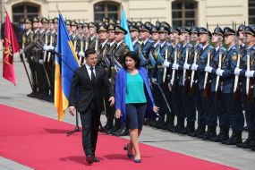 Volodymyr Zelensky and Salome Zurabishvili