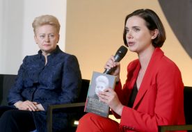 Dali Hrybauskayte, Yanina Sokolova