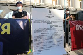 Action "Treason. Announcement of suspicion of Zelensky" near the President's Office