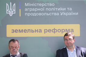 Vyacheslav Negoda, Yevhen Oleynikov