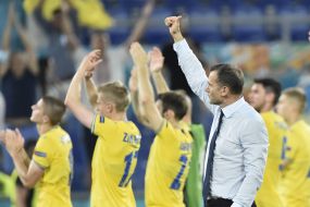 Football. Ukraine - England