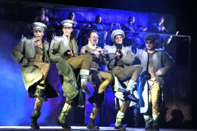 Премьера спектакля «Трехгрошовая опера»