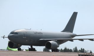 Bundeswehr medical plane prepares for departure at Boryspil airport
