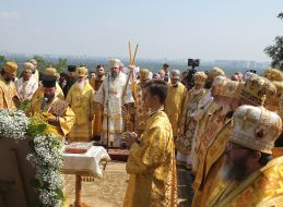 Metropolitan Macarius and Metropolitan Epiphanius