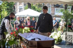 Farewell ceremony with Alexander Roitburd