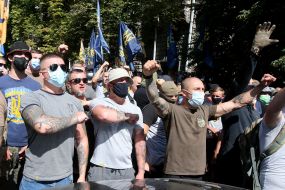 Action "Let's stop capitulation!"